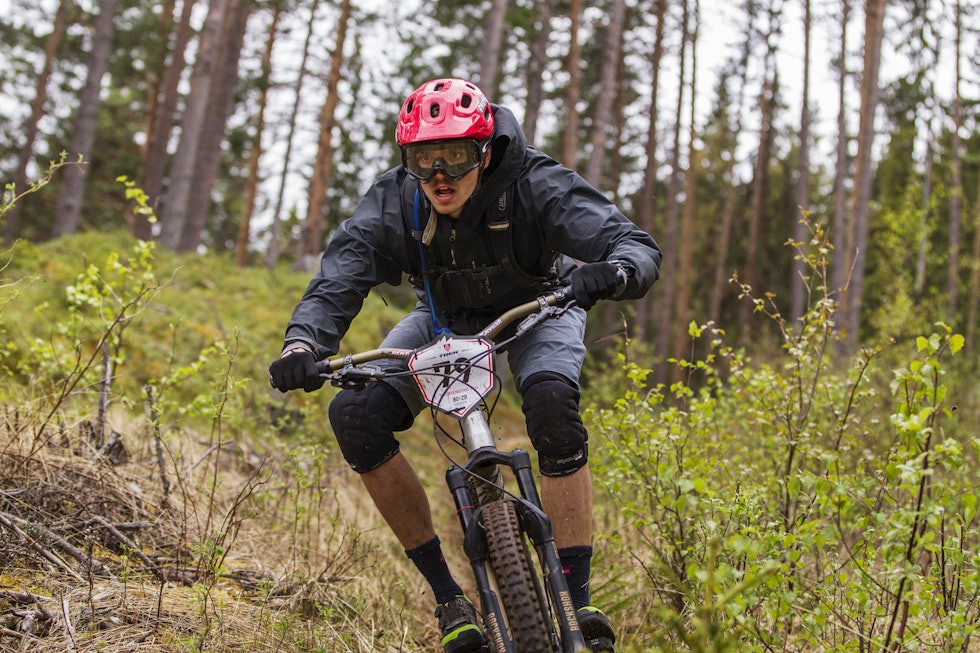 HASHTAGFAST: Preben Nøkleby fra Hashtagenduro-gjengen syklet bra på samtlige etapper i helgen. _KHK1690