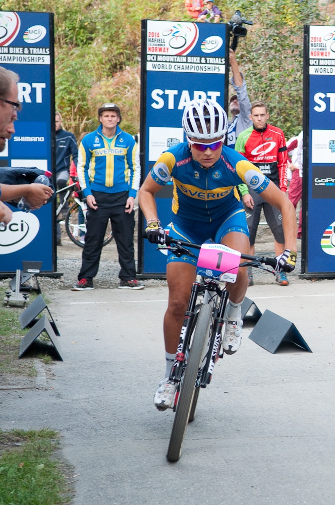 REVANSJE: Jenny Rissveds var skuffet etter 4. plass på sprinten. Får hun sin revansje i rundbanerittet? REVANSJE: Jenny Rissveds var skuffet etter 4. plass på sprinten. Får hun sin revansje i rundbanerittet?