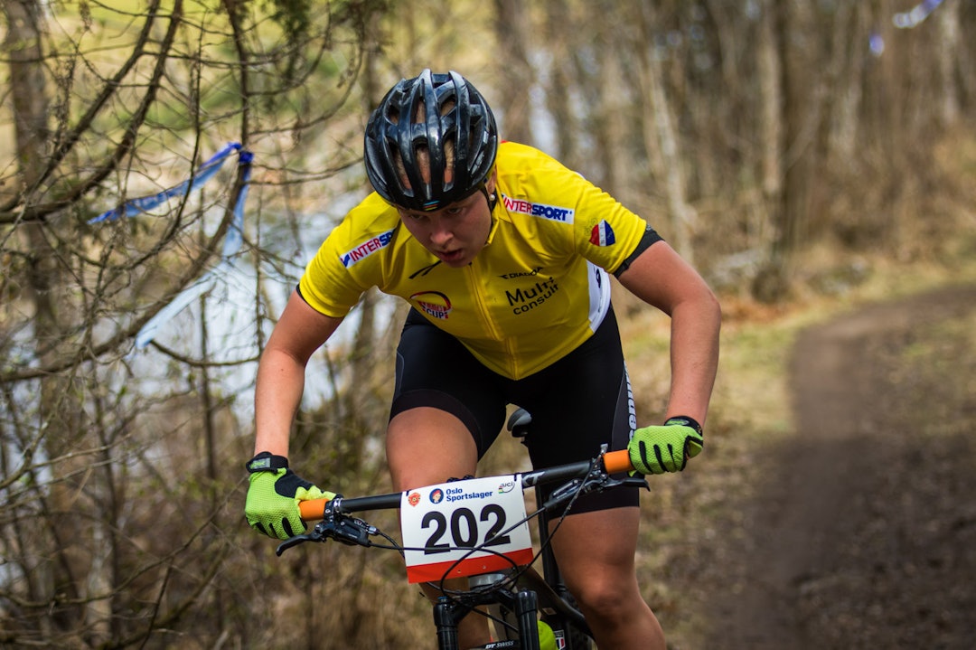 Ingrid Sofie Bøe Jacobsen leder Norgescupen sammenlagt, og gleder seg til å kjøre stafett. Her fra andre ritt i NC 2016, som gikk i april. Foto: Snorre Veggan Ingrid Sofie Bøe Jacobsen - NC Fiskum 2016 - Snorre Veggan 1400x933