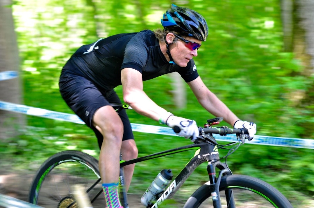 TESTRUNDE: Terrengsykkels utsendte tok en runde i Albstadt-løypa på Meridas nye halvdemper. TESTRUNDE: Terrengsykkels utsendte tok en runde i Albstadt-løypa på Meridas nye halvdemper.