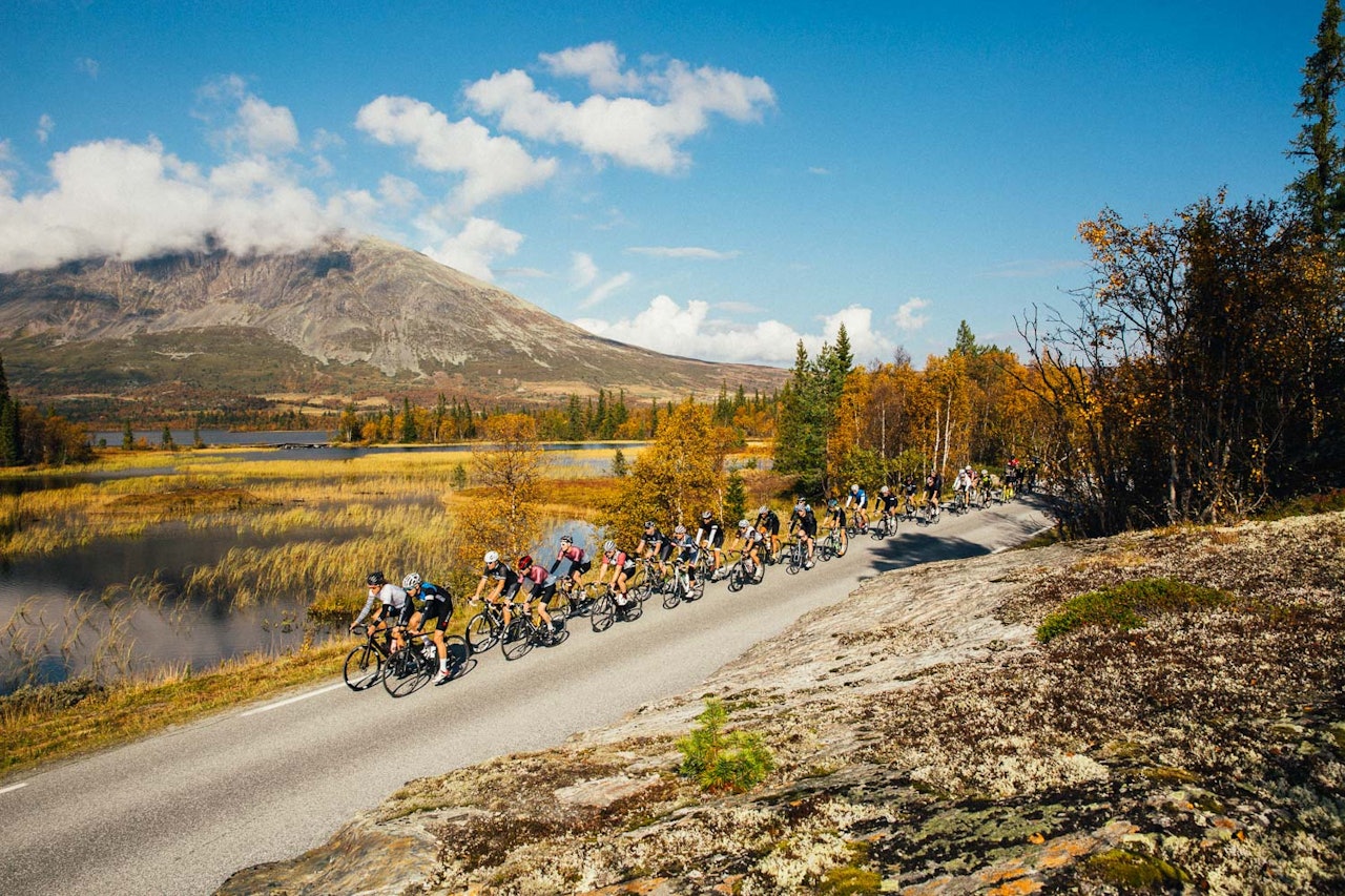 BLI MED! Samling 2016 samlet over 70 syklister til store opplevelser i Valdres. Bli med i 2017! Foto: Magnus Roaldset Furset.