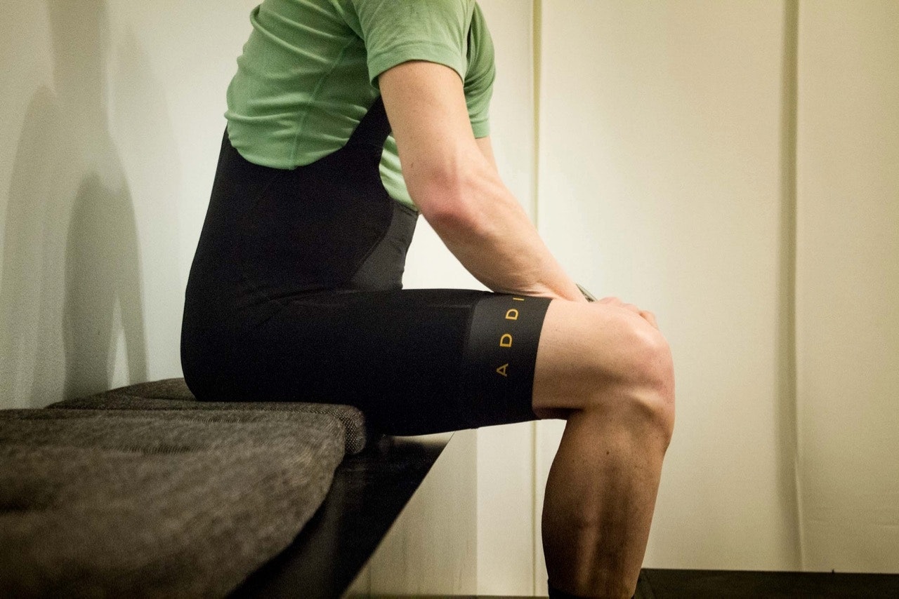 GOD SHORTS: Zu4r Addict Aero Bib shorts er en tynn, lang og stram bib med god passform og komfort. Alle foto: Henrik Alpers/Landevei