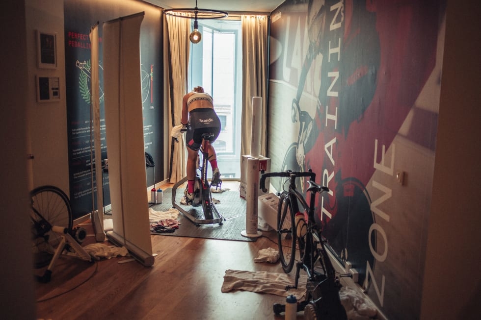 LETT OG LUFTIG: Rulletrening er en svett og våt affære. Men hva finnes av tøy laget spesifikt for rulletrening? Illustrasjonsfoto: Marte Vike Arnesen.