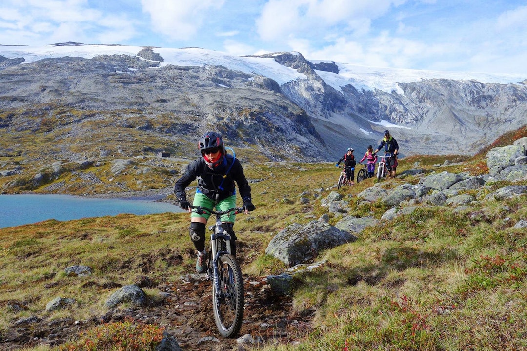 Jentehelg på Folven blir det også i år. Den går 29. september til 1. oktober. Foto: Tommy Aslaksen Folven jentehelg 2016 - Tommy Aslaksen 1400x933