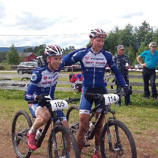Eirik Fiskvik (til høyre) og Knut Erik Nesteby i Team Trek Mesterhus ble henholdsvis nummer en og to i Femundrittet lørdag. Foto: Privat Knut Erik - eirik - Femundrittet 2015 - Foto Privat