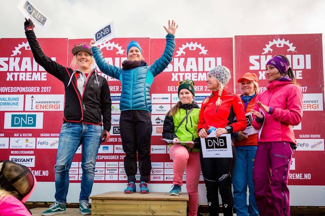 Æres den som skal: Pallen i dameklassen - Hildegunn Gjertrud Hovdenak vant foran Hielke Elferink og Tiina Idström Hielke Elferink - Hildegunn Gjertrud Hovdenak - Tiina Idström - Skaidi Xtreme 2017 - Foto %22Ziggi%22 Wantuch 1400x933