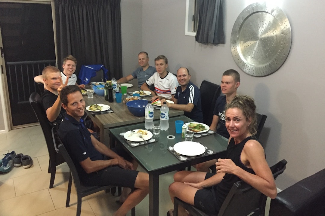 Gunn-Rita Dahle Flesjå og mannen Kenneth inviterte hele landslagstroppen på middag hos seg i Cairns før helga. Foto: Eddy Knudsen Storsæter VM Cairns 2017 - Foto Eddy Knudsen Storsæter 1400x933