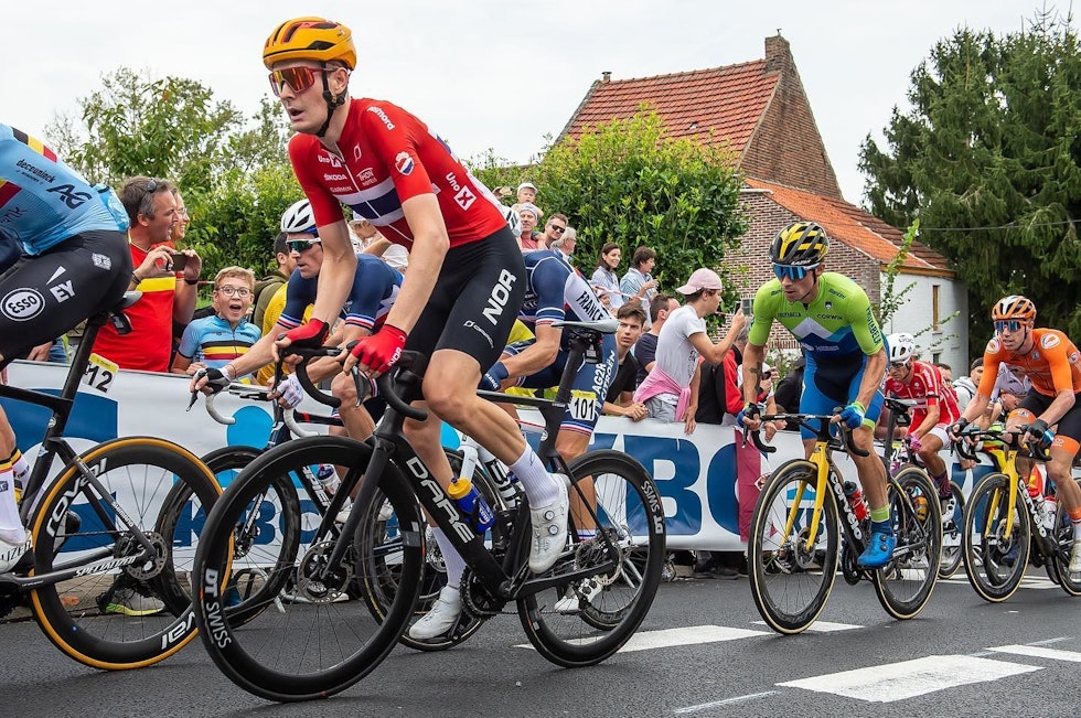 GLITRENDE SESONG: VM i Flandern var blant Markus Hoelgaards beste ritt i 2021. Foto: Mario Stiehl GLITRENDE SESONG: VM i Flandern var blant Markus Hoelgaards beste ritt i 2021. Foto: Mario Stiehl