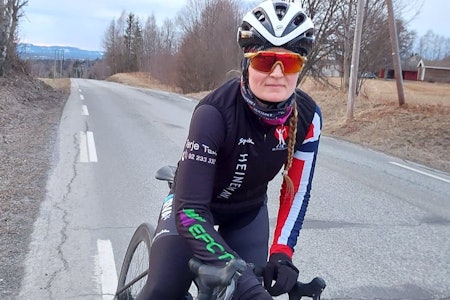 AMBISIØS: Michelle Engebretsen (34) tar sikte på å sikre seg en av de 30 plassene på førstelaget til Heinemann Team Oslo, satsningslaget som skal slå Trønderekspressen på Trondheim-Oslo i år. Foto: Jo Engebretsen Michelle Engebretsen i Heinemann Team Oslo