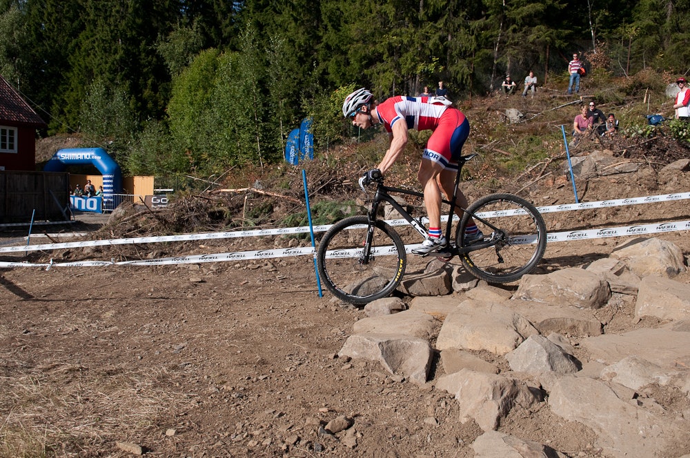 PÅ HÅRET:Sebastian Kartfjord kvalifiserte seg til finalene med 2 tideler. PÅ HÅRET:Sebastian Kartfjord kvalifiserte seg til finalene med 2 tideler.