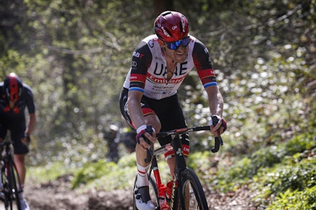 VELT ØDELA: Alexander Kristoff ble hindret av en velt og klarte ikke å være med å kjempe om seieren i Flandern rundt. Foto: Cor Vos VELT ØDELA: Alexander Kristoff ble hindret av en velt og klarte ikke å være med å kjempe om seieren i Flandern rundt. Foto: Cor Vos