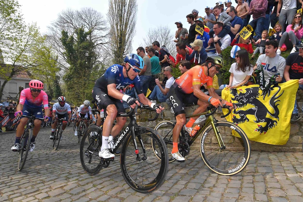 MANN AV HUSE: Flamlendere blir gale når det er sykkelritt. Men hvorfor er det slik? Foto: Cor Vos. Greg van avermaet opp kapelmur