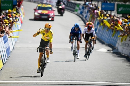 NY TRIUMF: Tobias Halland Johannessen herjer i Tour de l'Avenir. Foto: Anouk Flesch/Tour de l'Avenir