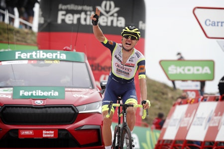 STOR TRIUMF: Det ble både etappeseier og sammenlagtledelse på Rein Taaramäe på den tredje etappen i Vuelta a España. Foto: Cor Vos