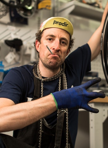 KJEDESURR: Ikke vær en gangster. Bytt kjede ofte. Foto: Christian Nerdrum.  KJEDESURR: Ikke vær en gangster. Bytt kjede ofte. Foto: Christian Nerdrum.