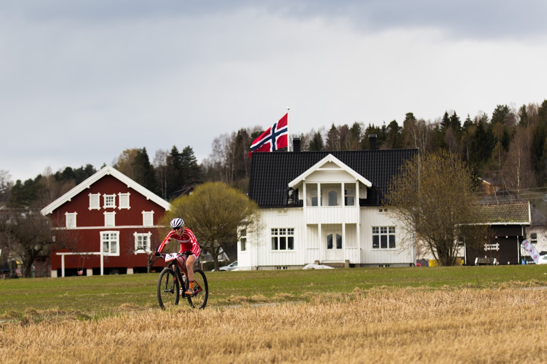 ALENE: Men det gikk ikke lang tid før danske Malene Degn fikk en luke til de andre. (foto: Snorre Veggan) norgescup-4411a