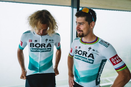 NYTT LAG: Peter Sagan signerer for TotalEnergies, og får med seg Daniel Oss videre. Foto: Bora-Hansgrohe. 