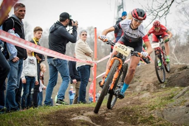 FAVORITT: Jolanda Neff er kvinnen å slå i årets verdenscup i rundbane. Her fra Sveits-cup i Rivera, som hun vant. FAVORITT: Jolanda Neff er kvinnen å slå i årets verdenscup i rundbane. Her fra Sveits-cup i Rivera, som hun vant.