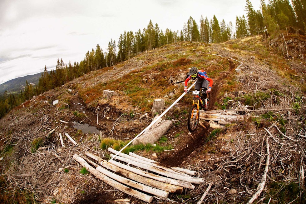 ÅPENT LENDE: De fire etappene gikk i- og rundt alpinanlegget i Varingskollen. _IPP1241