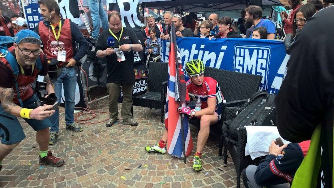 GUNN-RITA DAHLE FLESJÅ tok sin 10. VM-tittel under dagens Sella Ronda Hero i Val Gardena. Foto: Ole-Petter Brendstuen/Furusjøen Rundt Seier - Ole Petter Brendstuen Furusjøen Rundt 1400x733