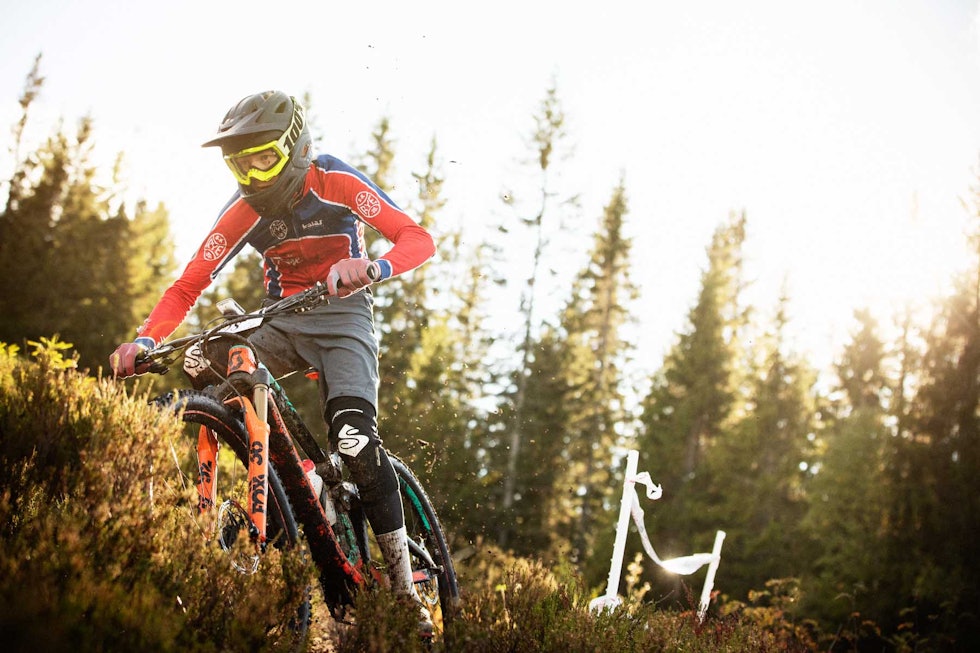 INNAFOR TAPEN: Albin Littorin-Sandbu holder seg innafor merkebåndene på FE4. _MG_0565