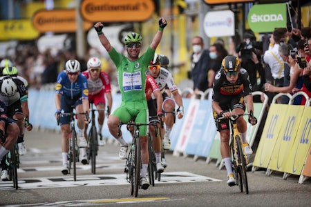 VANT IGJEN: Mark Cavendish tok sin tredje etappeseier i årets Tour de France. Foto: Cor Vos