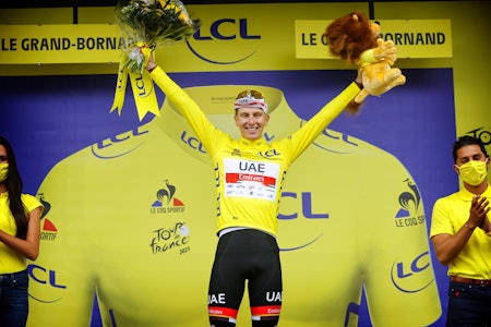 I GULT: I fjor tok han første den gule trøyen etter den 20. etappen. Nå er Tadej Pogacar i gult etter åtte etapper. Tadej Pogacar, Tour de France 2021