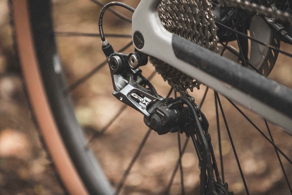 VELFUNGERENDE: GRX RX810 er Shimanos arbeidshest-gruppe på grusen. Bakgiret har stram kløtsj for skranglefri sykling. Foto: Kristoffer H. Kippernes Canyon Grizl test