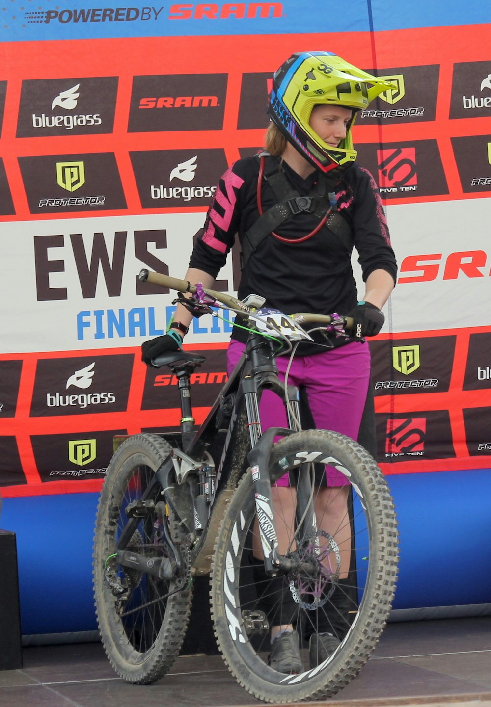 Alice Grindheim EWS Finale Ligure - Scheve 1000x1440 