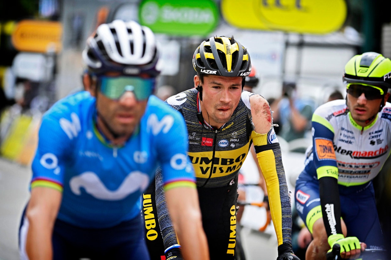 SLAPP BRUDDSKADER: Primoz Roglic gikk hardt i bakken på den tredje etappen av Tour de France. Foto: Cor Vos