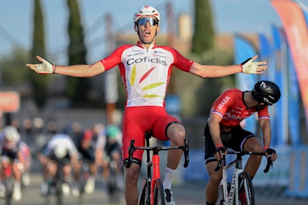 FRANSK DUELL: Til slutt sto kampen om etappeseieren mellom Christophe Laporte og Nacer Bouhanni. Foto: Cor Vos FRANSK DUELL: Til slutt sto kampen om etappeseieren mellom Christophe Laporte og Nacer Bouhanni. Foto: Cor Vos