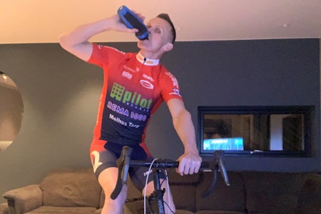 ERFAREN: Geir Riddervold fra Røros er en av de som har syklet aller lengst i verden på Zwift. Han har logget 110 462 kilometer i det digitale universet.  Geir Riddervold Zwift