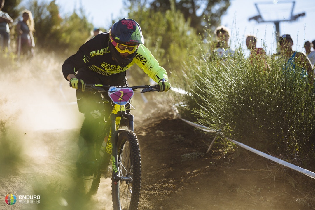 DOMINERER: Cecile Ravanel vant rittet sammenlagt med over ett minutt foran Casey Brown, og sikret seg dermed enda noen verdifulle poeng i sammenlagtkampen. Foto: EWS. EWS_Bariloche_Race2-6548