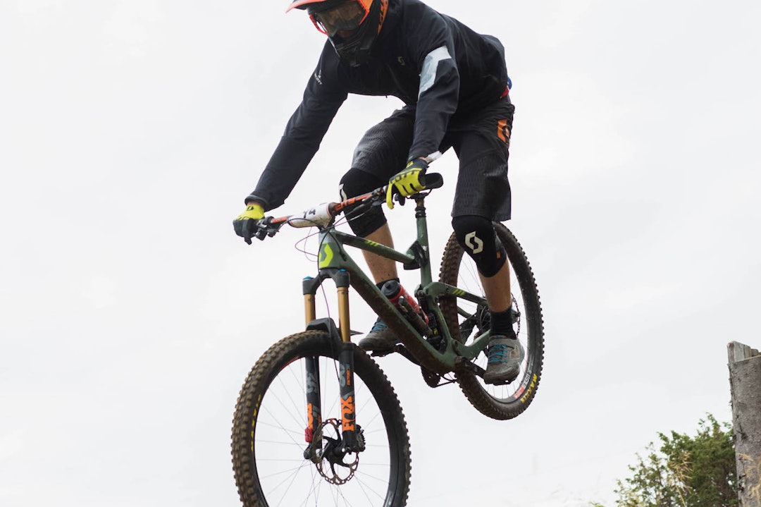 Simen Smestad vant Hafjell Enduro. Foto: Aurora Schjølberg Simen Smestad - Hafjell Enduro - Aurora Schjølberg 1400x933