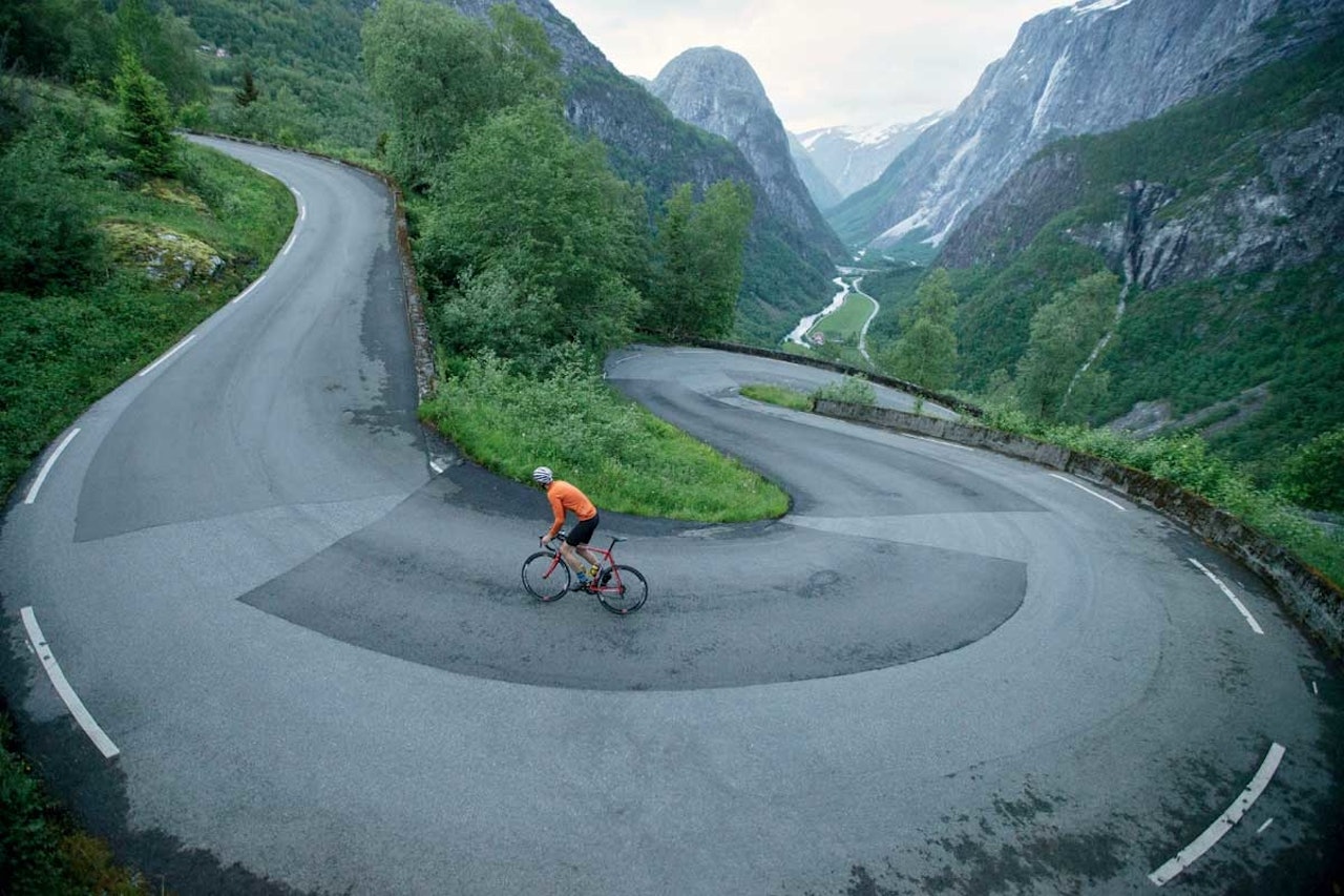 motbakkesykling motbakke bakkesykling landevei cycling Norge 71 bakker du må sykle i Norge fri flyt procycling gruppetto strava segment Voss Stalheim Stalheimskleivene