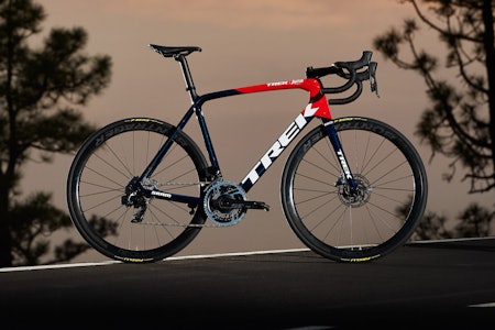 NY, LETT OG AERO: Nye Trek Emonda ble i dag lansert. Nå er det utelukkende en lett skivebremsracer, med flere aero-oppgraderinger.  Trek emonda slr 7