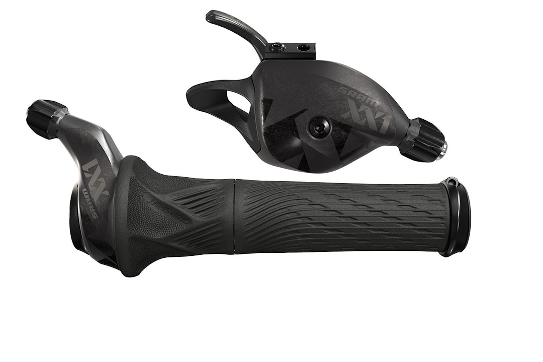 SM_XX1_EAGLE_GripShift_Black_Front_MH SM_XX1_EAGLE_GripShift_Black_Front_MH