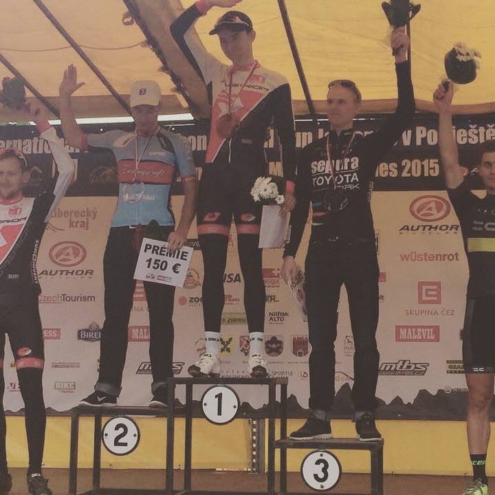 Lars Granberg sikret seg sin første pallplass i verdenscupen med tredjeplass på lørdagens maratonritt i Tsjekkia. Foto: Privat 11336034_10155660644775125_1512073260_n