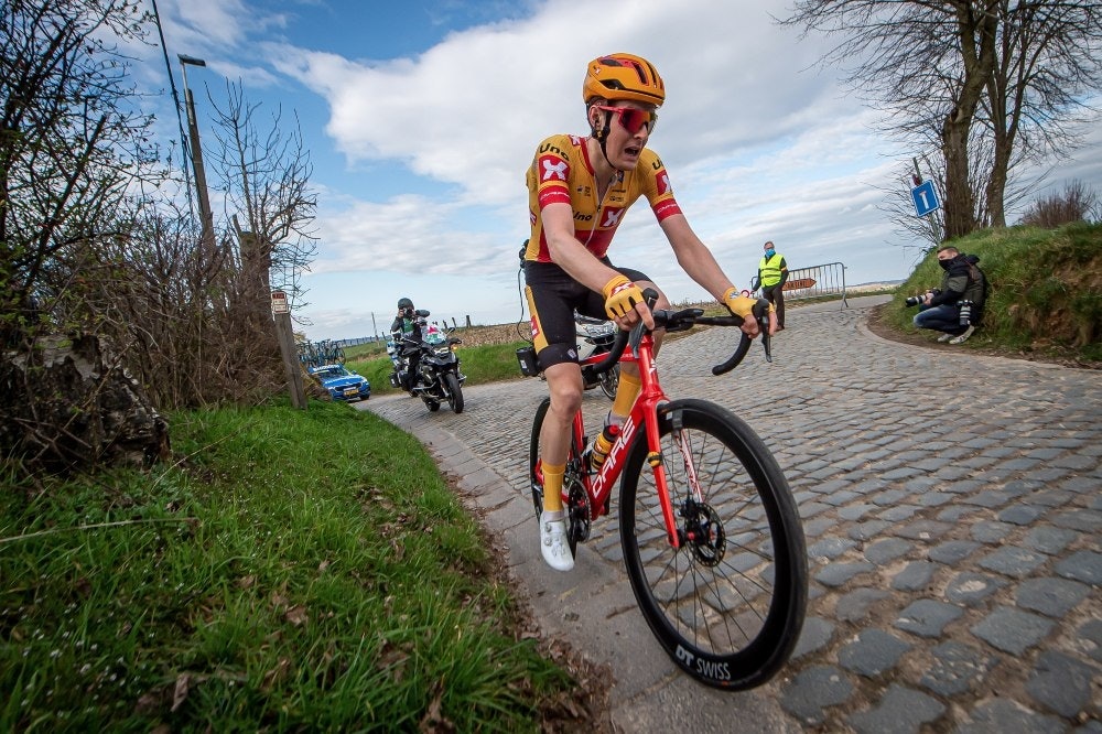 FORSVINNER: En åttendeplass i E3 Saxo Bank Classic var blant prestasjonene som sikret Markus Hoelgaard WorldTour-kontrakt i 2022. Foto: Mario Stiehl