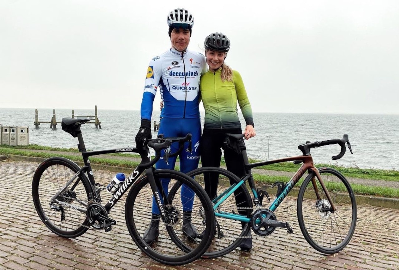 LETTELSE: Fabio Jakobsen tok seg en treningstur i går, den første sykkelturen etter den grusomme velten i våres. Skjermdump, Instagram. LETTELSE: Fabio Jakobsen tok seg en treningstur i går, den første sykkelturen etter den grusomme velten i våres. Skjermdump, Instagram.