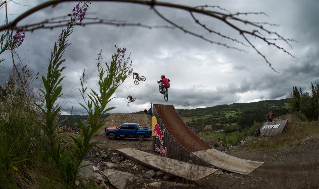 FEST series _DSC4716