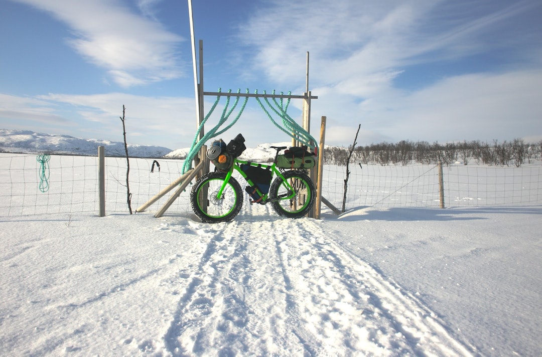 Reingjerde. Foto: Privat herders fence for reindeer - privat 1400x924 web