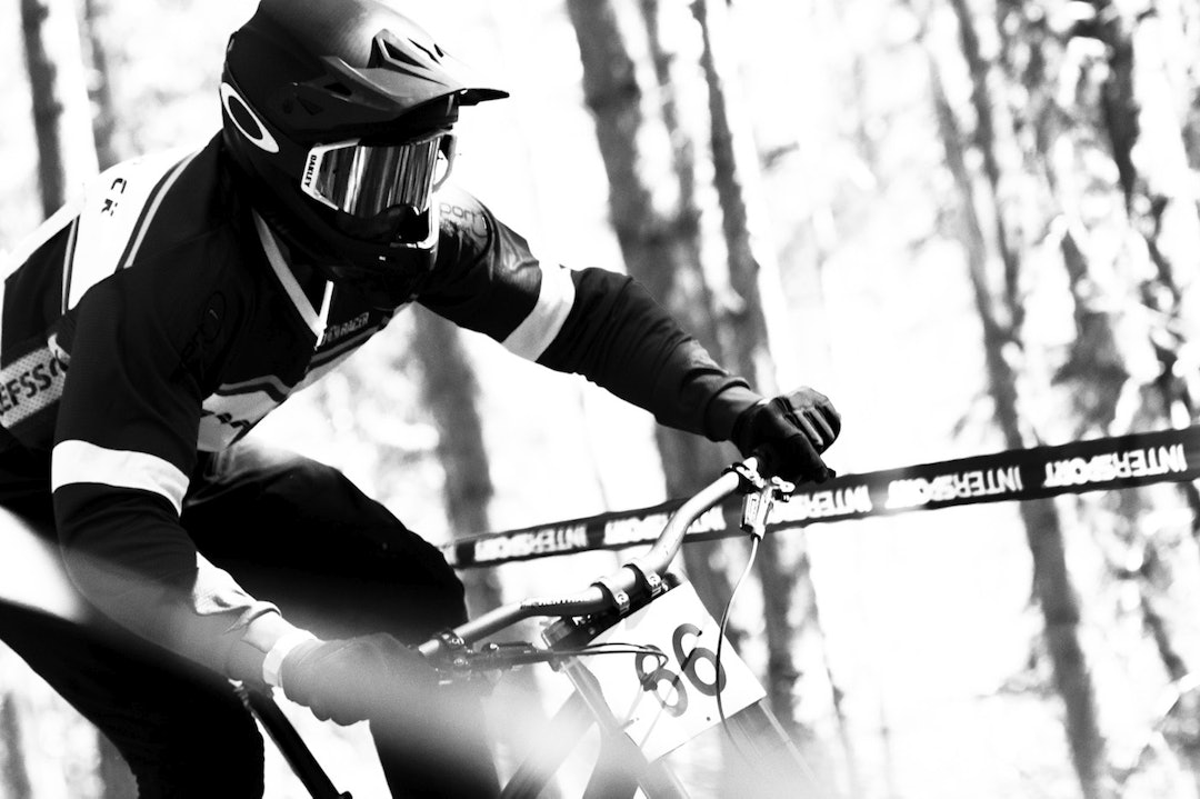 Bård S. Pettersen fra Drammen CK på vei mot seier i masterklassen. utfor-nm-6576a Bård S Pettersen Drammen CK 1st masters