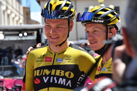 FORLENGET: Tobias Foss blir i Jumbo-Visma, og det samme gjør lagkamerat Koen Bouwman. Foto: Cor Vos FORLENGET: Tobias Foss blir i Jumbo-Visma, og det samme gjør lagkamerat Koen Bouwman. Foto: Cor Vos