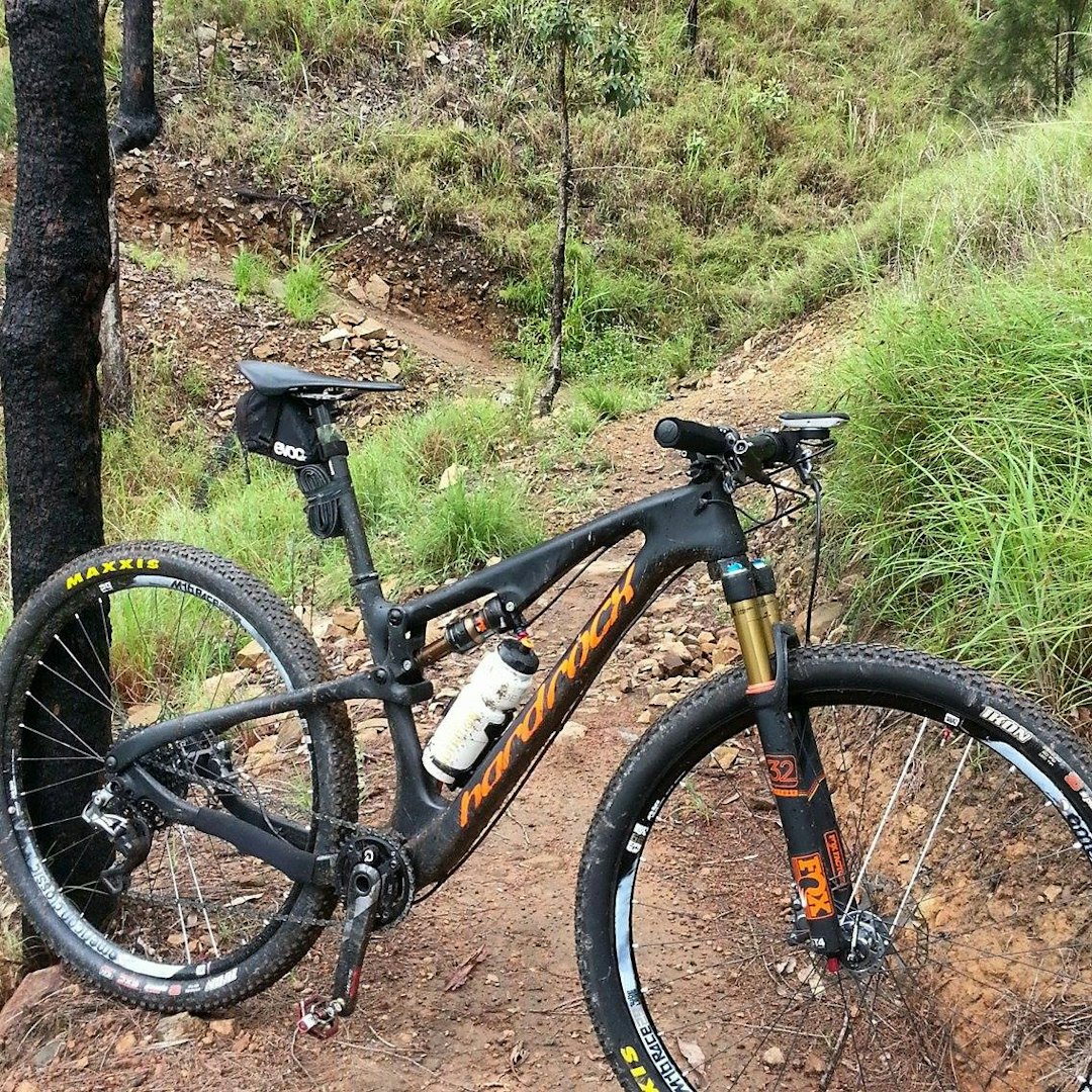 Å knote på singletrack er god trening. Foto: Privat Greg Saw Down Under Winter 2016 bike - Privat