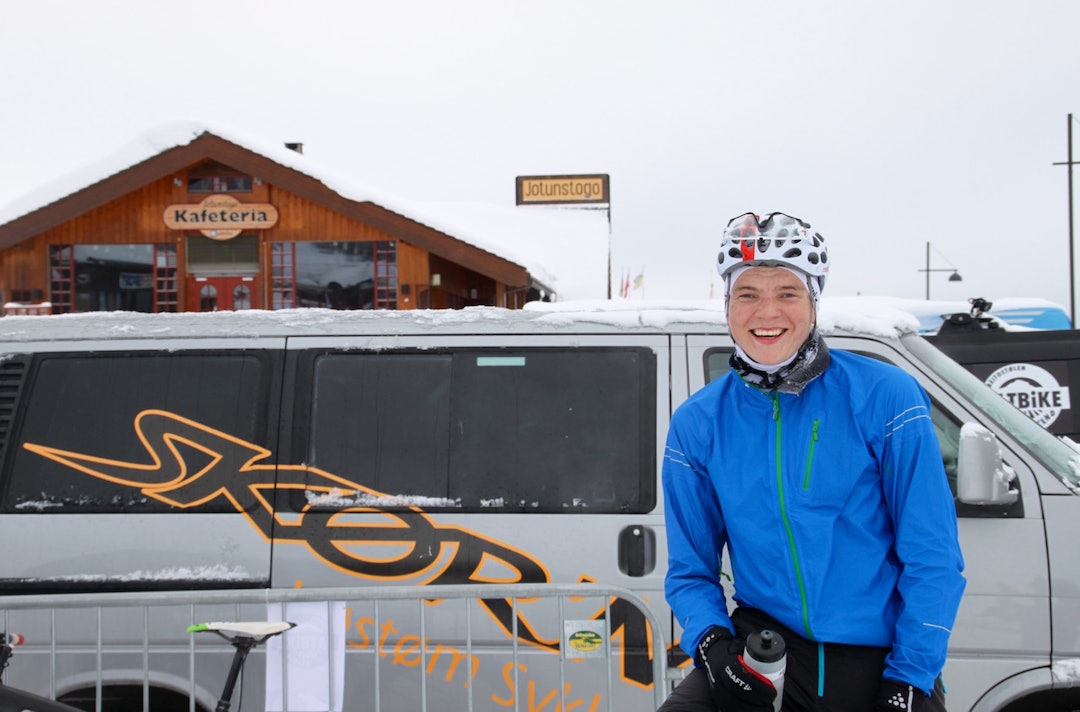 Martin Røste Omdahl var førstemann i mål på årets 17km lange løype i Beitostølen Fatbike Weekend. Foto: Privat Martin Røste Omdal - Vinner Beitostølen fatbike 2016 - privat 1400x924