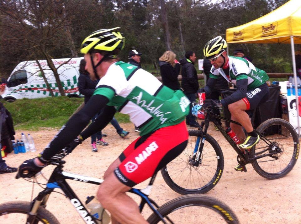SUPERMENN: Knut Arne Dalsjø og Steffan Hartz Repshus vant Master 50-klassen i Andalucia Bike Race overlegent. Foto: Jordi Bonet. SUPERMENN: Knut Arne Dalsjø og Steffan Hartz Repshus vant Master 50-klassen i Andalucia Bike Race overlegent. Foto: Jordi Bonet.