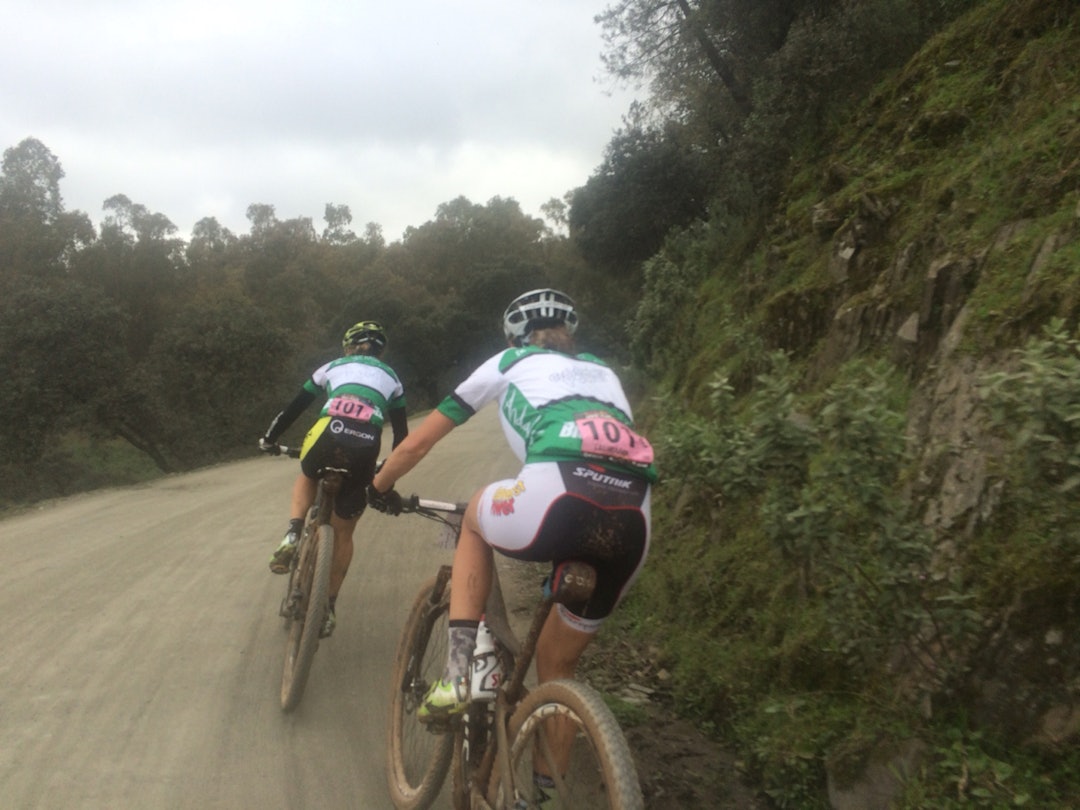 SUPERJENTER: Sally Bigham og Katrin Leuman tøffer på mot totalseier. SUPERJENTER: Sally Bigham og Katrin Leuman tøffer på mot totalseier.