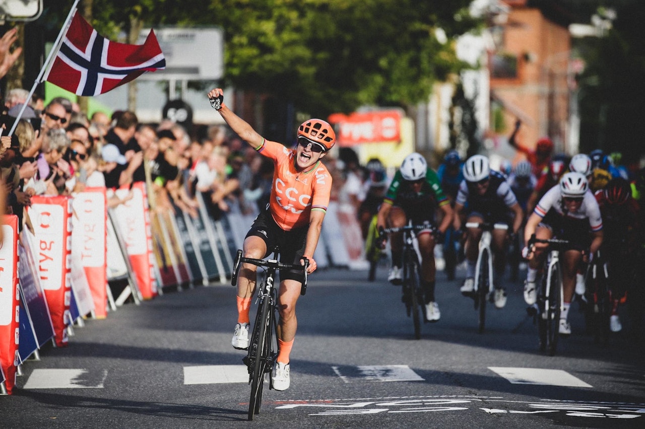 RITTDRONNING: Marianne Vos har tidligere herjet i Ladies Tour of Norway. Nå må hun vente til 2021 for nye sjanser. Foto: Anton Vos.  Marianne vos vinner en etappe i ladies tour of norway