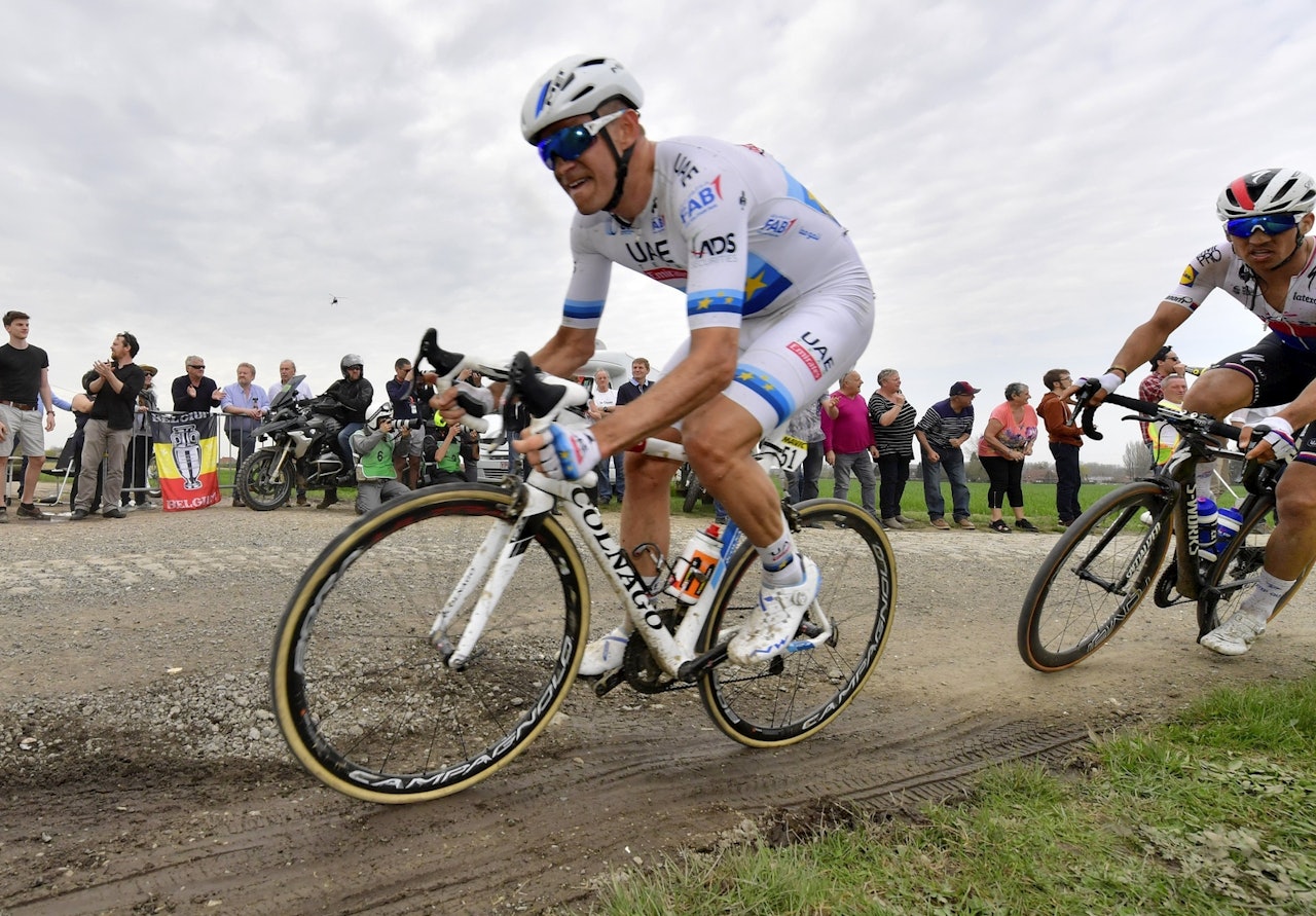 AVLYST: Alexander Kristoff brukte Tour de France som oppkjøring til årets vårklassikere (eller nærmere bestemt - høstklassikere). Nå blir det ikke noe Paris-Roubaix på Alex og resten av feltet, men nordmannens hovedmål, Flandern Rundt, virker fortsatt å bli arrangert. Foto: Cor Vos. AVLYST: Alexander Kristoff brukte Tour de France som oppkjøring til årets vårklassikere (eller nærmere bestemt - høstklassikere). Nå blir det ikke noe Paris-Roubaix på Alex og resten av feltet, men nordmannens hovedmål, Flandern Rundt, virker fortsatt å bli arrangert. Foto: Cor Vos.